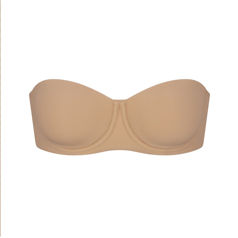 Skims Fits Everybody Strapless Bra Clay